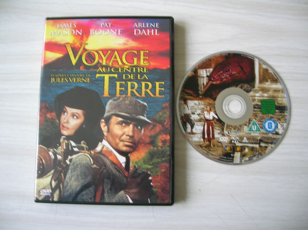 DVD VOYAGE AU CENTRE DE LA TERRE (James MASON/Pat BOONE) DVD et blu-ray