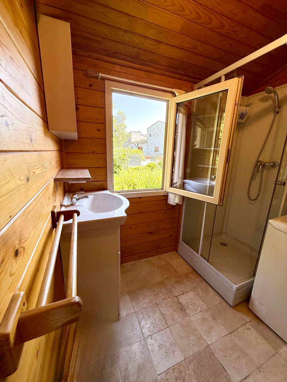 Location Appartement 5mn d'ALES/hôpital/lycee/IMT/pôle méc/ STUDIO SEPT A JUIN 20 Alès