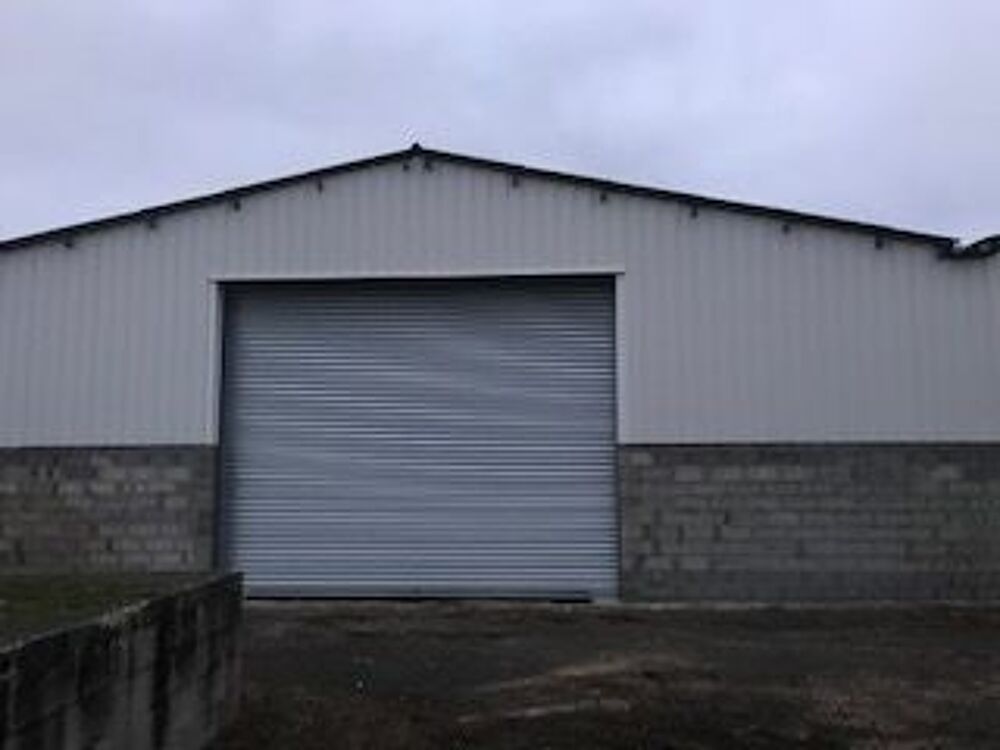 Location Parking/Garage HIVERNAGE POUR CARAVANE ET CAMPING-CAR Aulnay