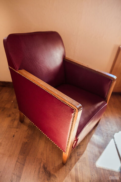 Fauteuil Ancienne Vintage Cuir Bordeaux 450 Chamborigaud (30)