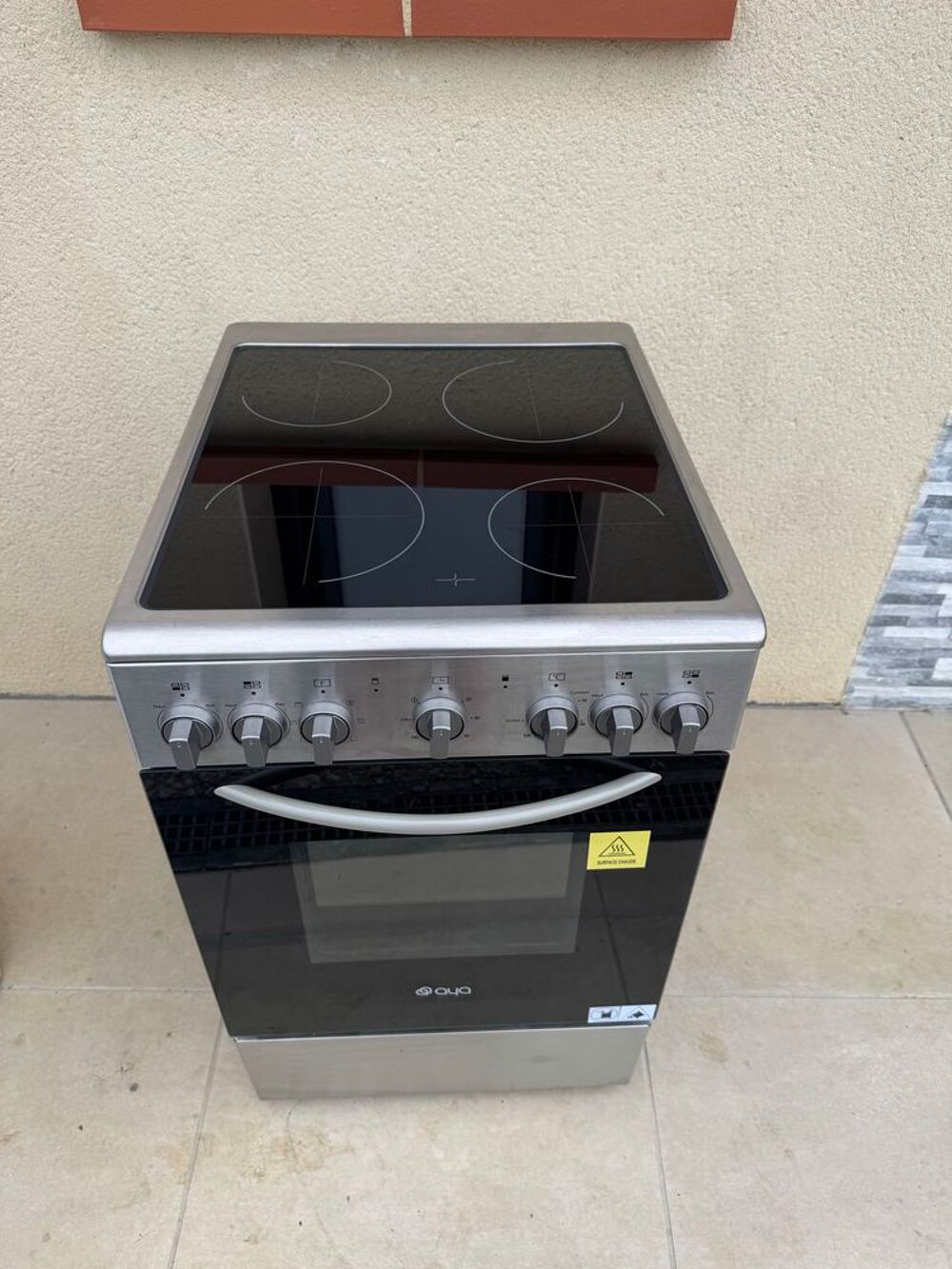 Cuisini&egrave;re &eacute;lectrique vitroc&eacute;ramique AYA €" quasi neuve €" 50€&macr;cm Electroménager