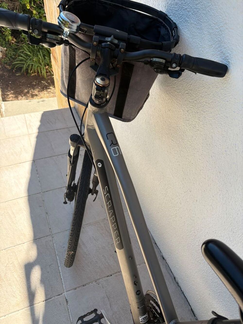 v&eacute;lo VTC femme Sports