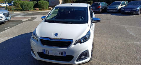 Peugeot 108 VTi 72ch S&S BVM5 Collection 2019 occasion Hy&egrave;res 83400