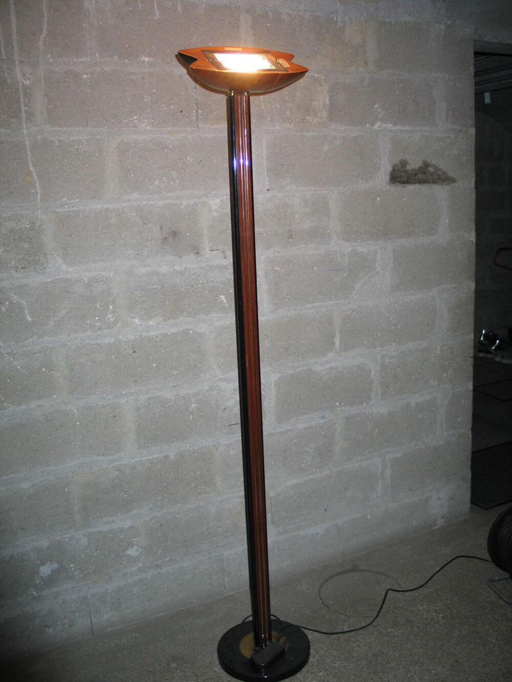 Lampadaire de luxe pour salon Meubles