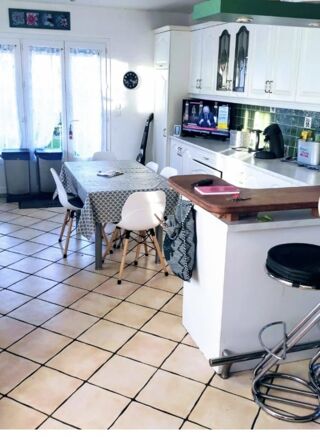  Maison à vendre 12 pièces 328 m²