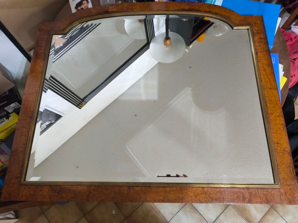Rare en loupe d'orme avec miroir biseaut&eacute;, belle dimensions. 