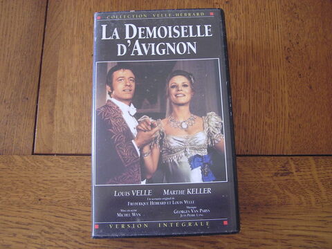 Coffret 2 cassettes VHS  LA DEMOISELLE D'AVIGNON  Version in 4 Brouckerque (59)