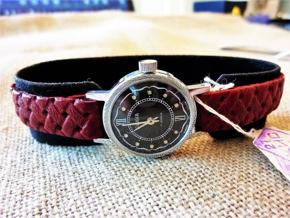 SLAVA montres Dame Russe 1980 DAM0027cnbbx Bijoux et montres