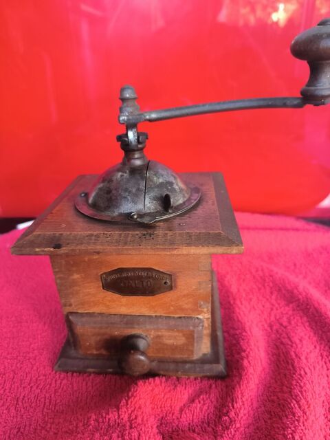  Ancien moulin  caf DALTO 30 Six-Fours-les-Plages (83)