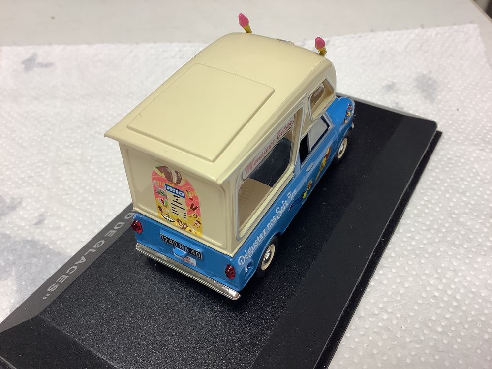 AUSTIN MINI MARCHAND DE GLACES 1/43 voiture miniature 