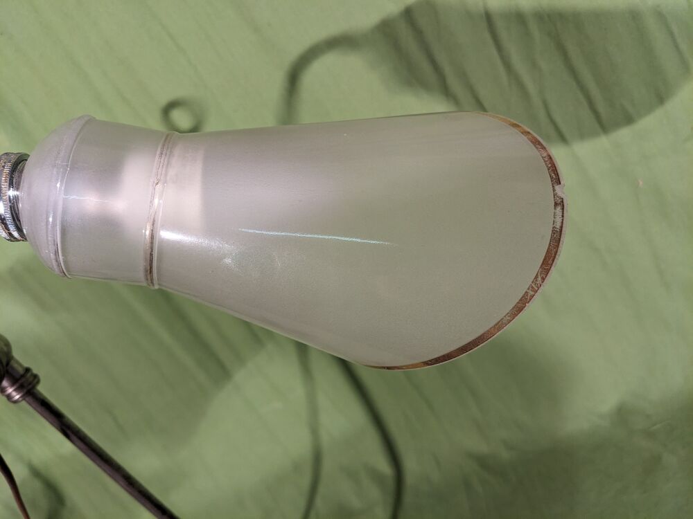 Lampe d'Horloger &agrave; tulipe Guariche d&eacute;but du si&egrave;cle dernier e Bricolage