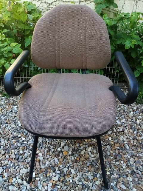 Chaise de bureau avec accoudoirs 8 Argenteuil (95)