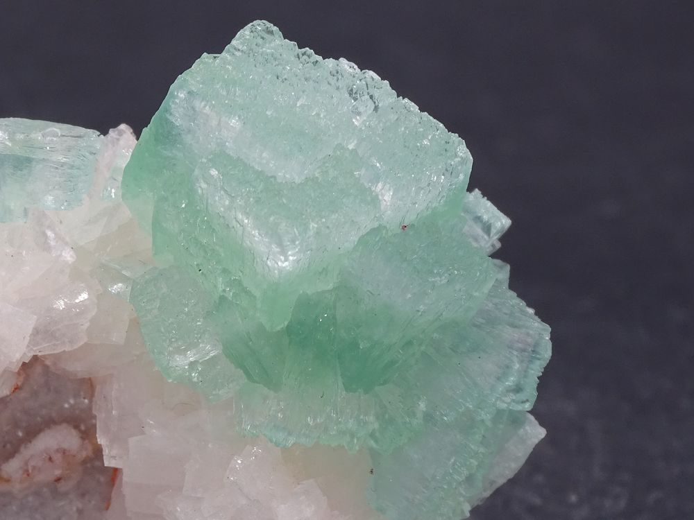 Apophyllite verte sur Stilbite , Nasik , Maharashtra , Inde 
