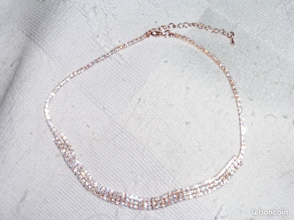 Collier court 3 rangs de strass - neuf Bijoux et montres