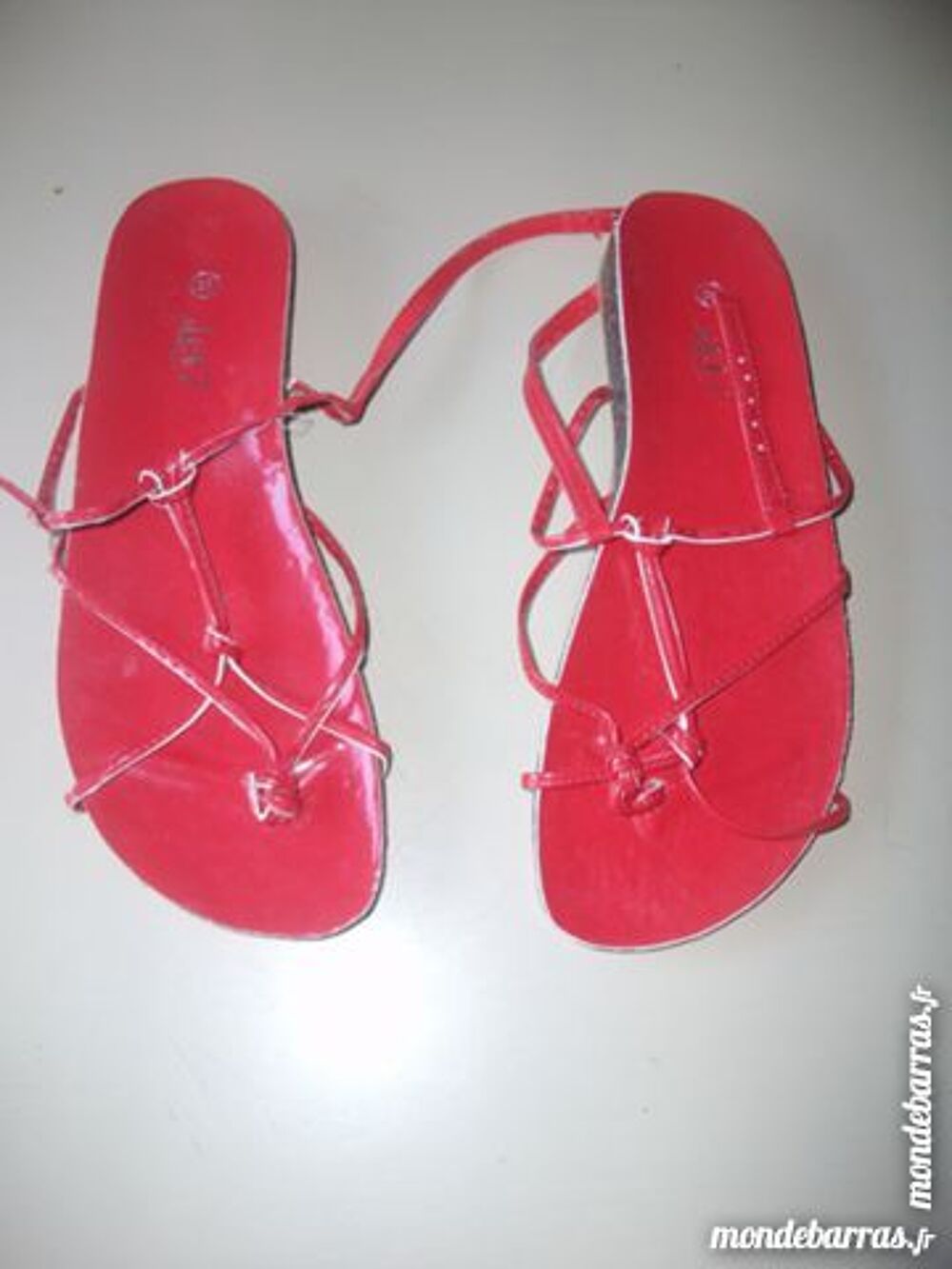 Sandales entredoigts Rouge pt 38 -neuves- &agrave; 4  Chaussures