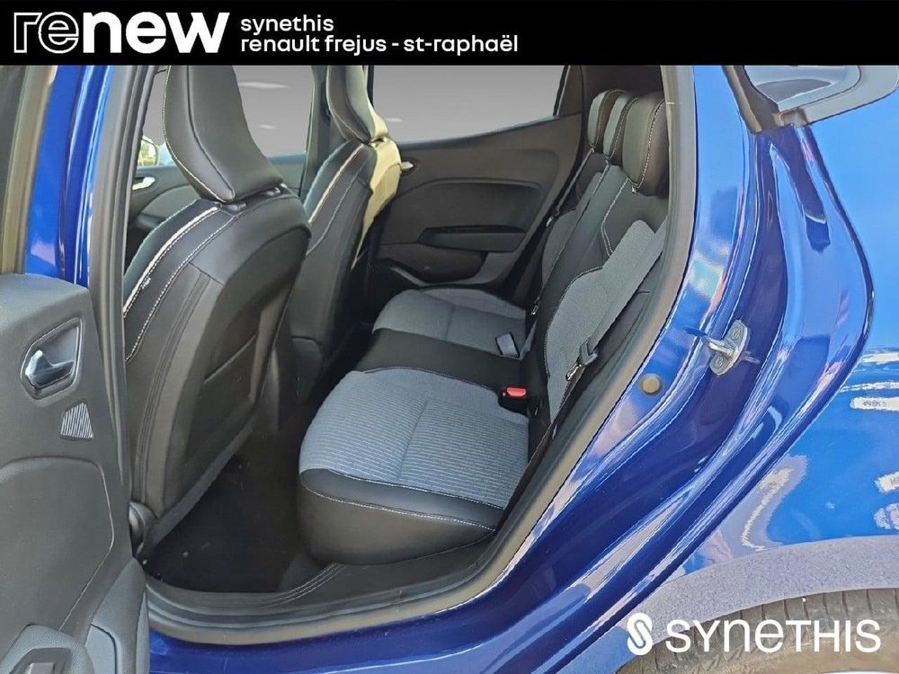 Clio V Clio E-Tech full hybrid 145 ch GSR2 Techno 2025 occasion 83600 Fr&eacute;jus