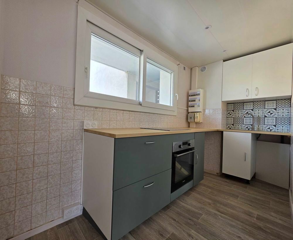 Vente Appartement T3 Bis 63 m² entièrement rénové, traversant | Grenoble Grenoble