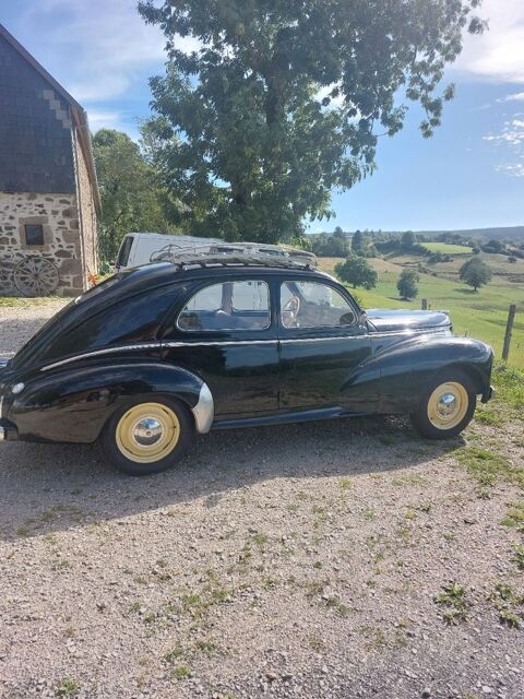 PEUGEOT Voiture 1951 occasion Ch&acirc;teaugay 63119
