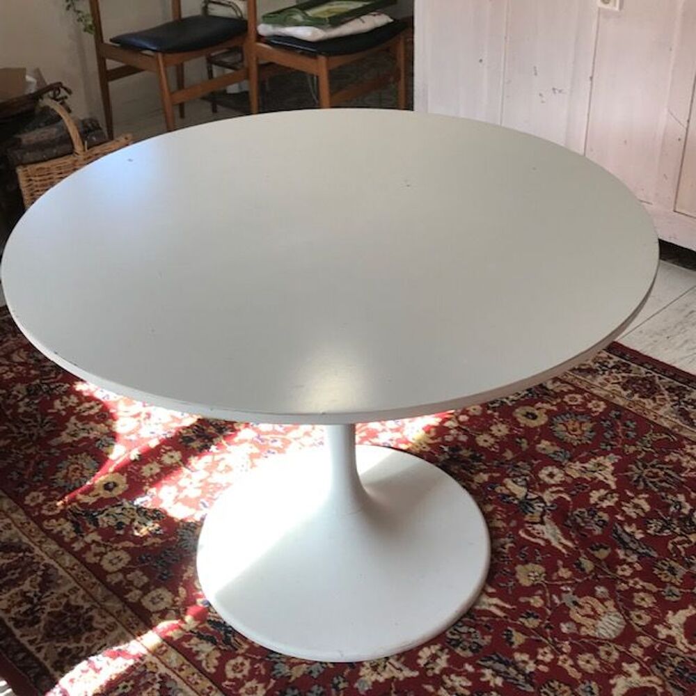 Table design style Eames Meubles
