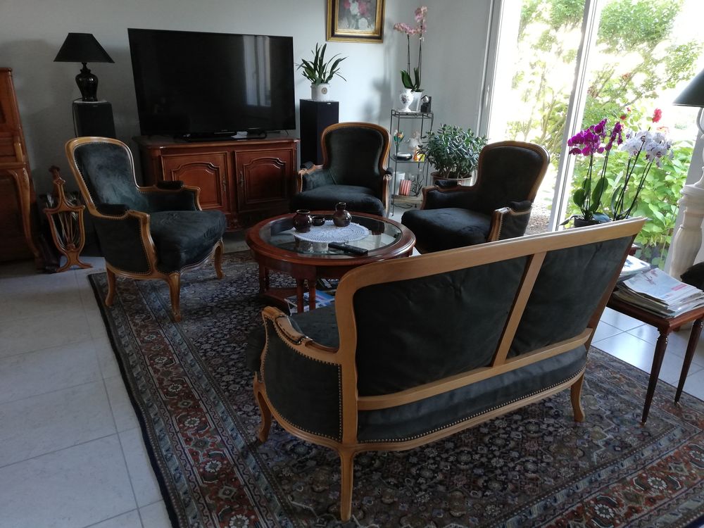FAUTEUILS TYPE REGENCE + BANQUETTE 2 PLACES Meubles
