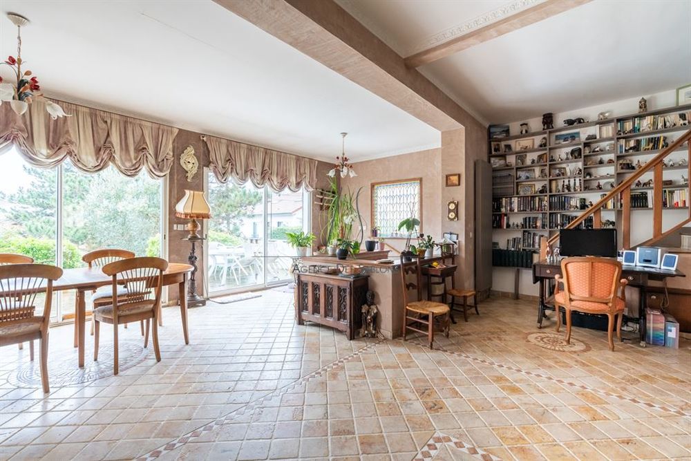 vente Maison - 8 pièce(s) - 170 m² Chatou (78400)