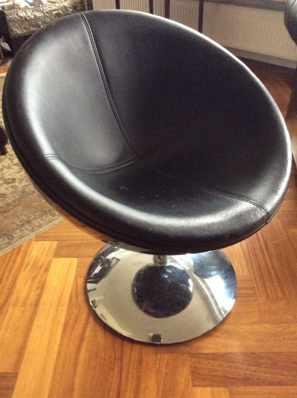 fauteuil coque noire Meubles