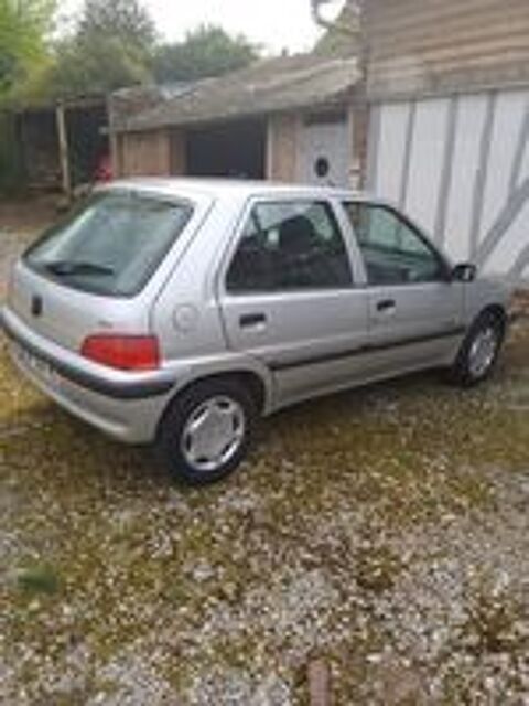 106 1.1i Color Line 2003 occasion 60210 Grandvilliers