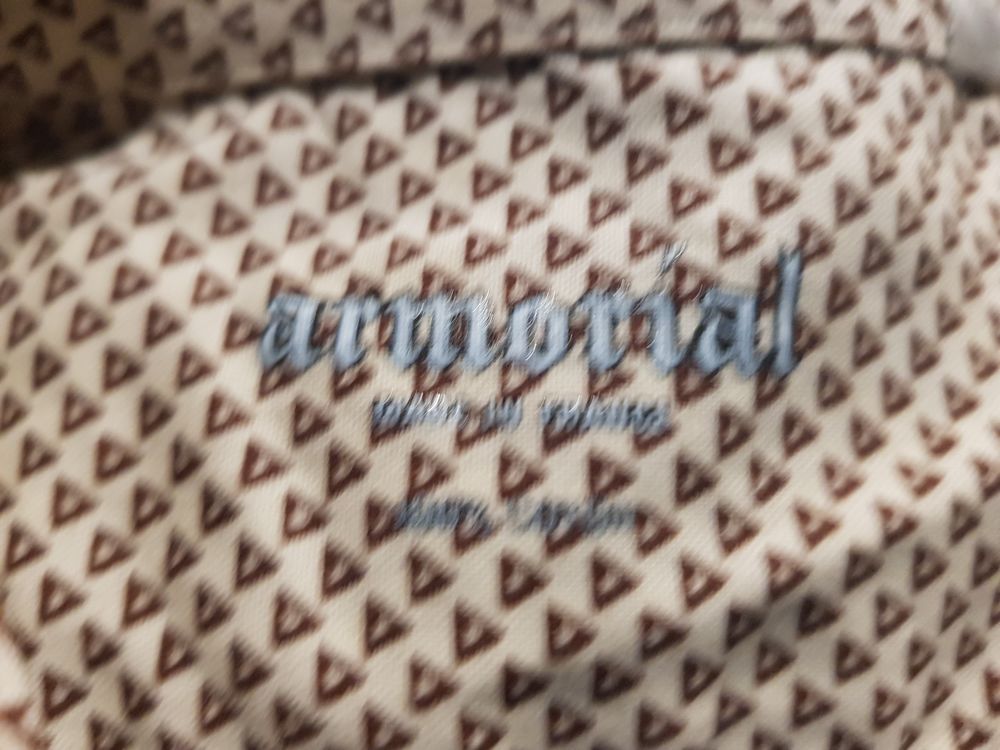 Chemise &agrave; motifs Armorial Taille M Vêtements