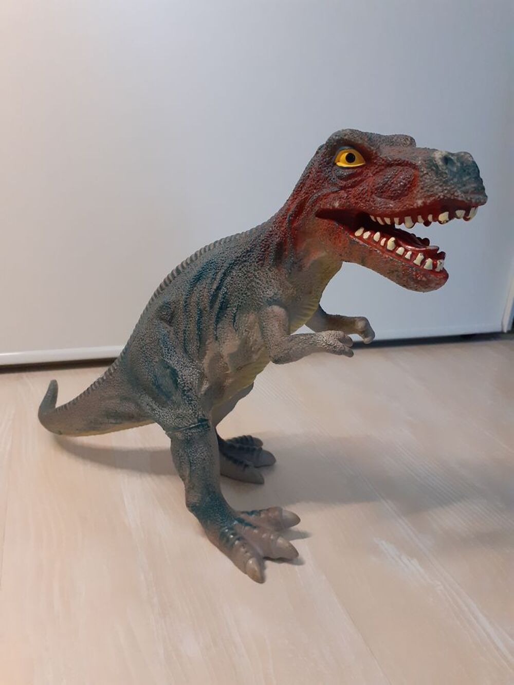 Grande Figurine &quot;Dinosaure&quot; de 27,5 cm de haut, Marque Toys Jeux / jouets