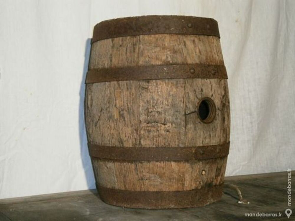 FUT &Agrave; BIERRE ANCIEN Bricolage