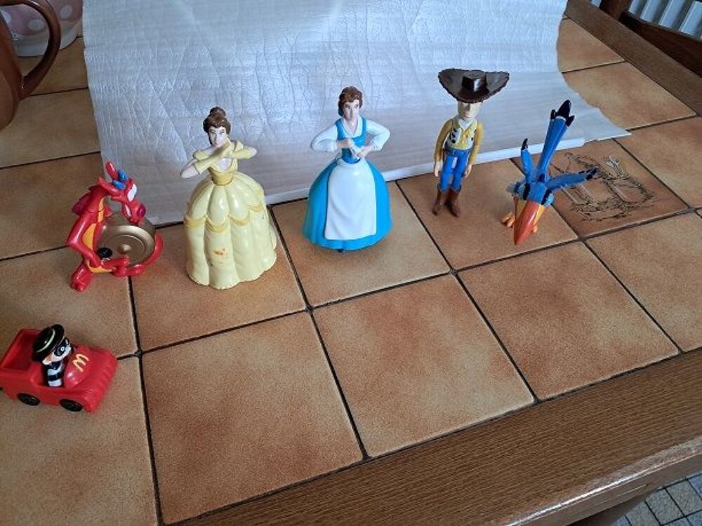 Jouet Mc Donald's vintage Belle et la bete Roi lion, Toy sto 