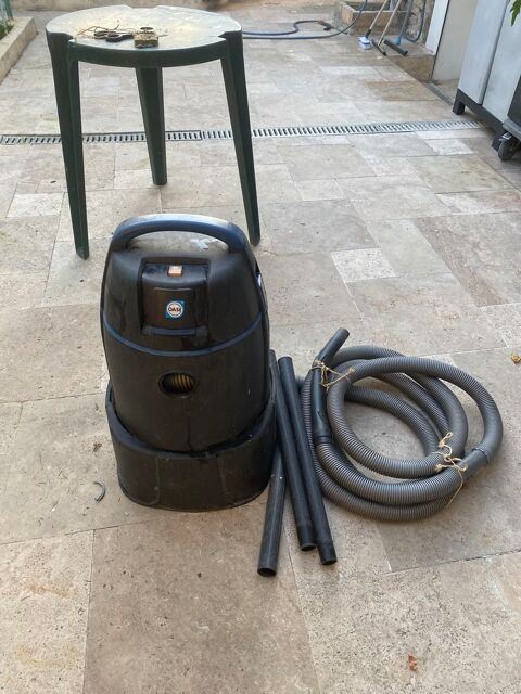 Aspirateur bassin 80 93600 Aulnay-sous-bois