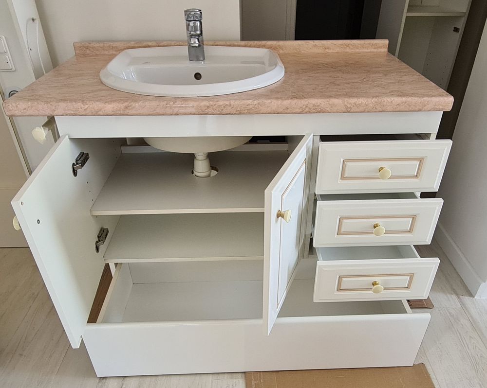 MEUBLES de Salle de bain de qualit&eacute; Meubles
