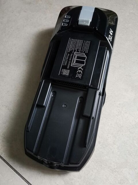 Batterie Neuve d'aspirarteur ROWENTA 60 Gradignan (33)