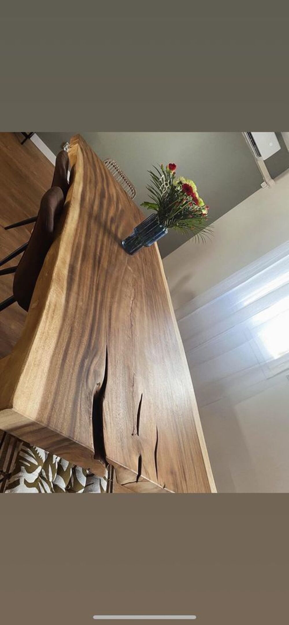 table en suar Meubles