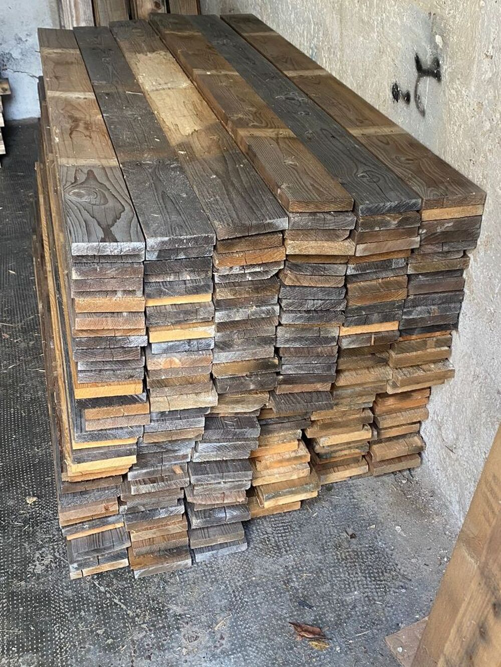 Poutres, planches et poutrelles Bricolage