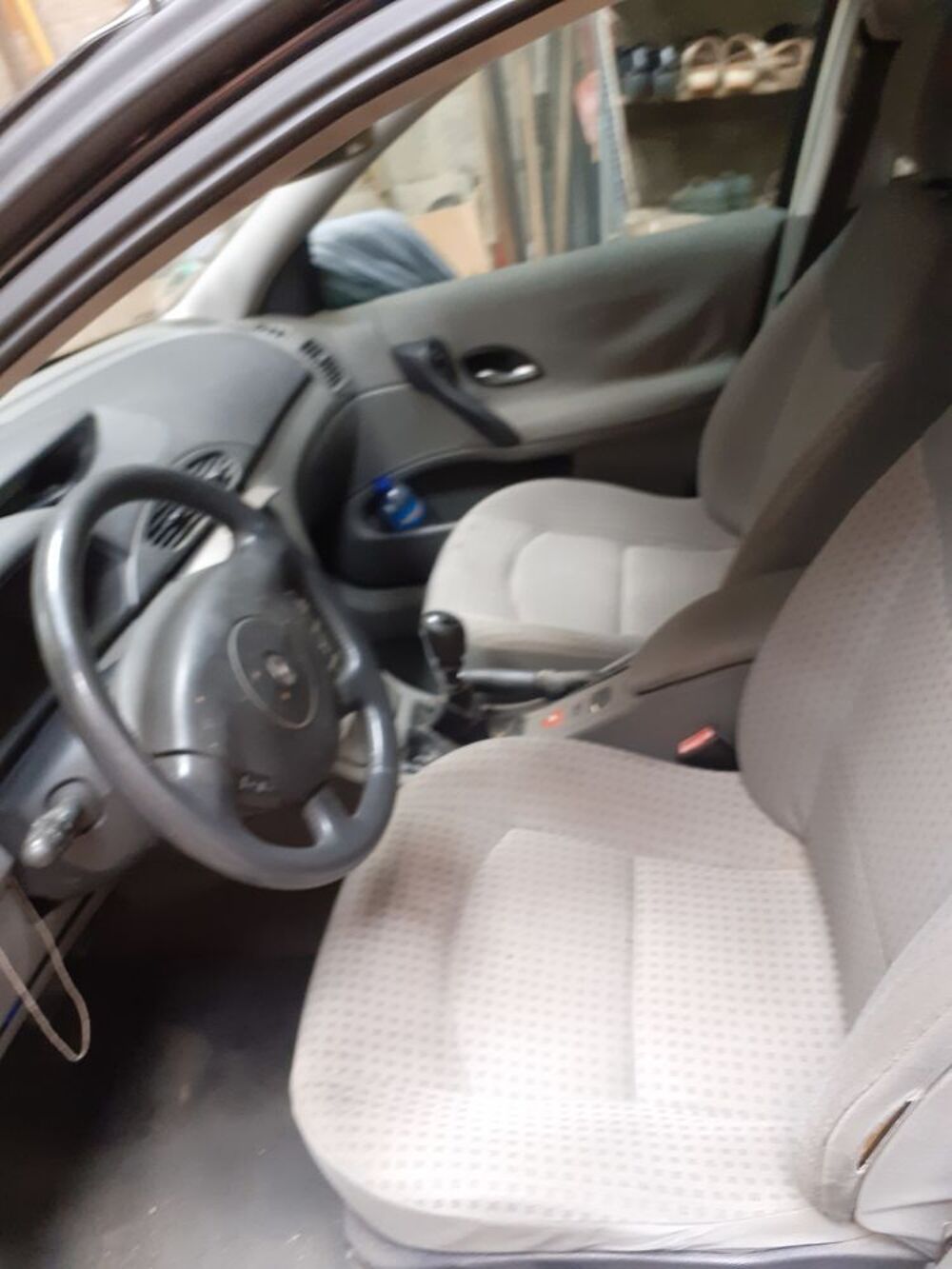Laguna II Laguna Evolution 1.9 dCi 120 Cabasse-Tronic 2003 occasion 35550 Sixt-sur-Aff