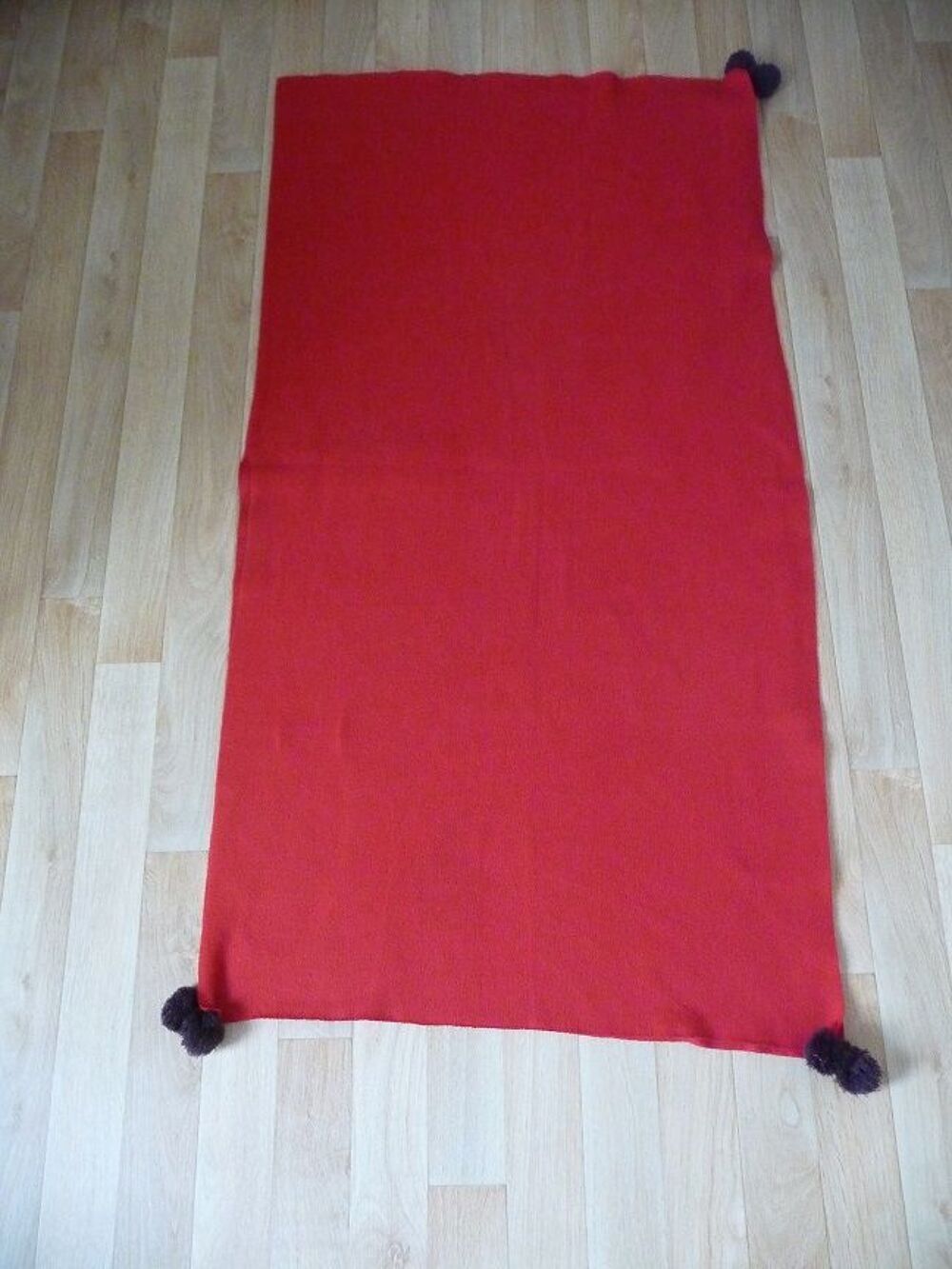 Grand Poncho rouge taille unique - quasi neuf Vêtements