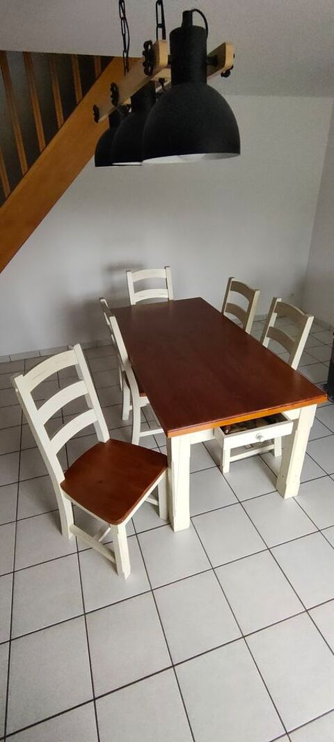 Ensemble Table et chaises 150 Dompaire (88)