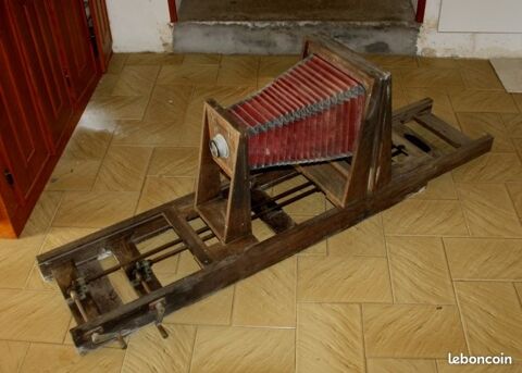 Agrandisseur photographique
Gilles Faller  manivelle 250 Hric (44)