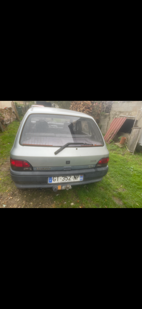 Renault clio 1.9 D RL