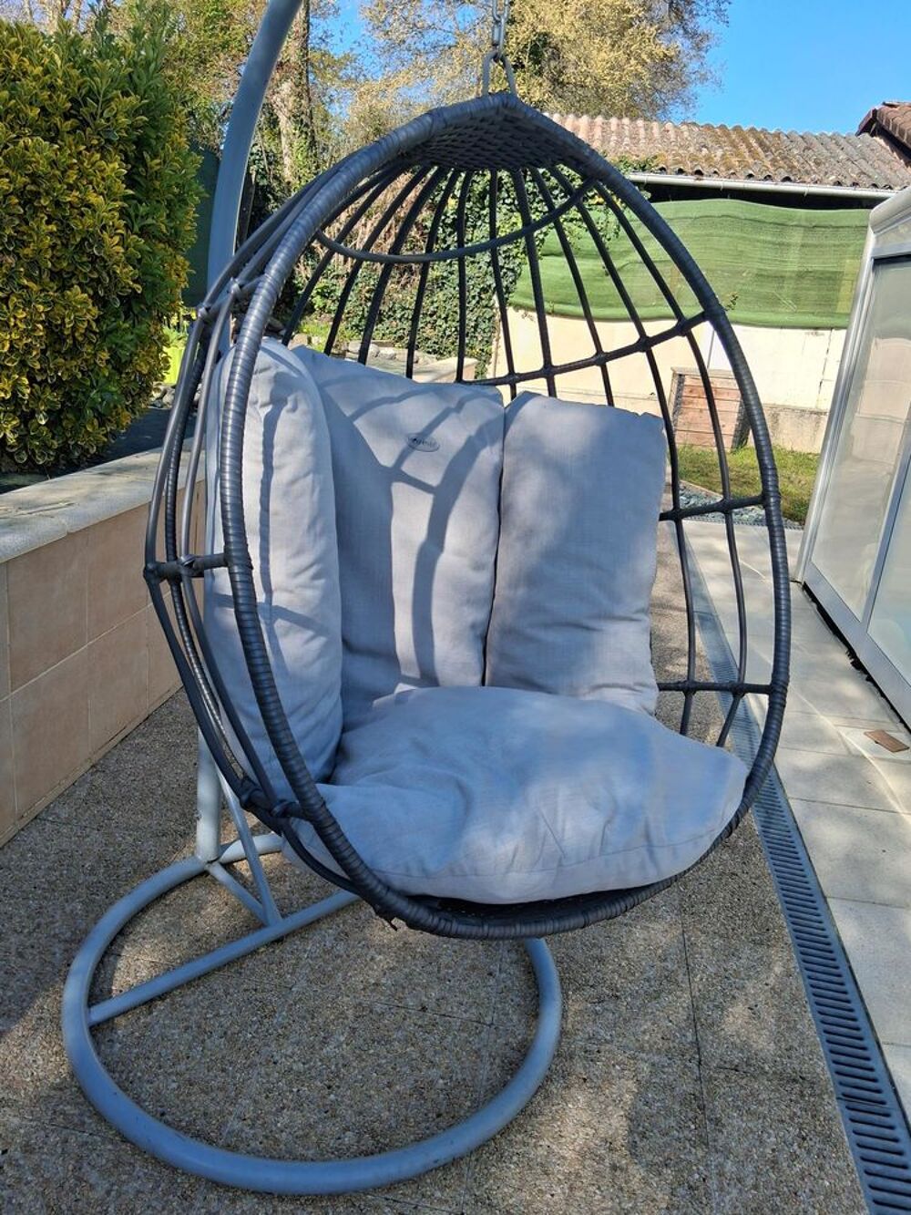 Loveuse suspendue Meubles