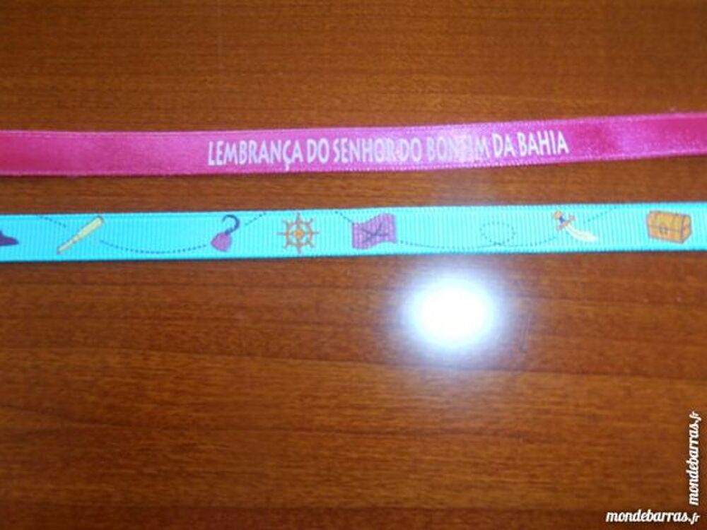 Bracelets tissus (28b) Bijoux et montres