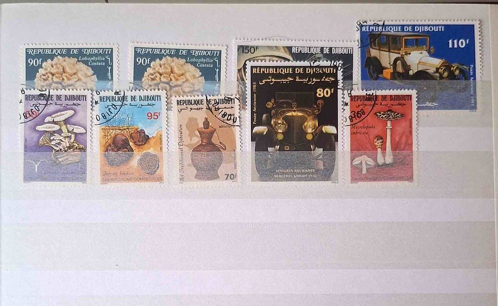 S&eacute;rie de timbres de collection de Djibouti 