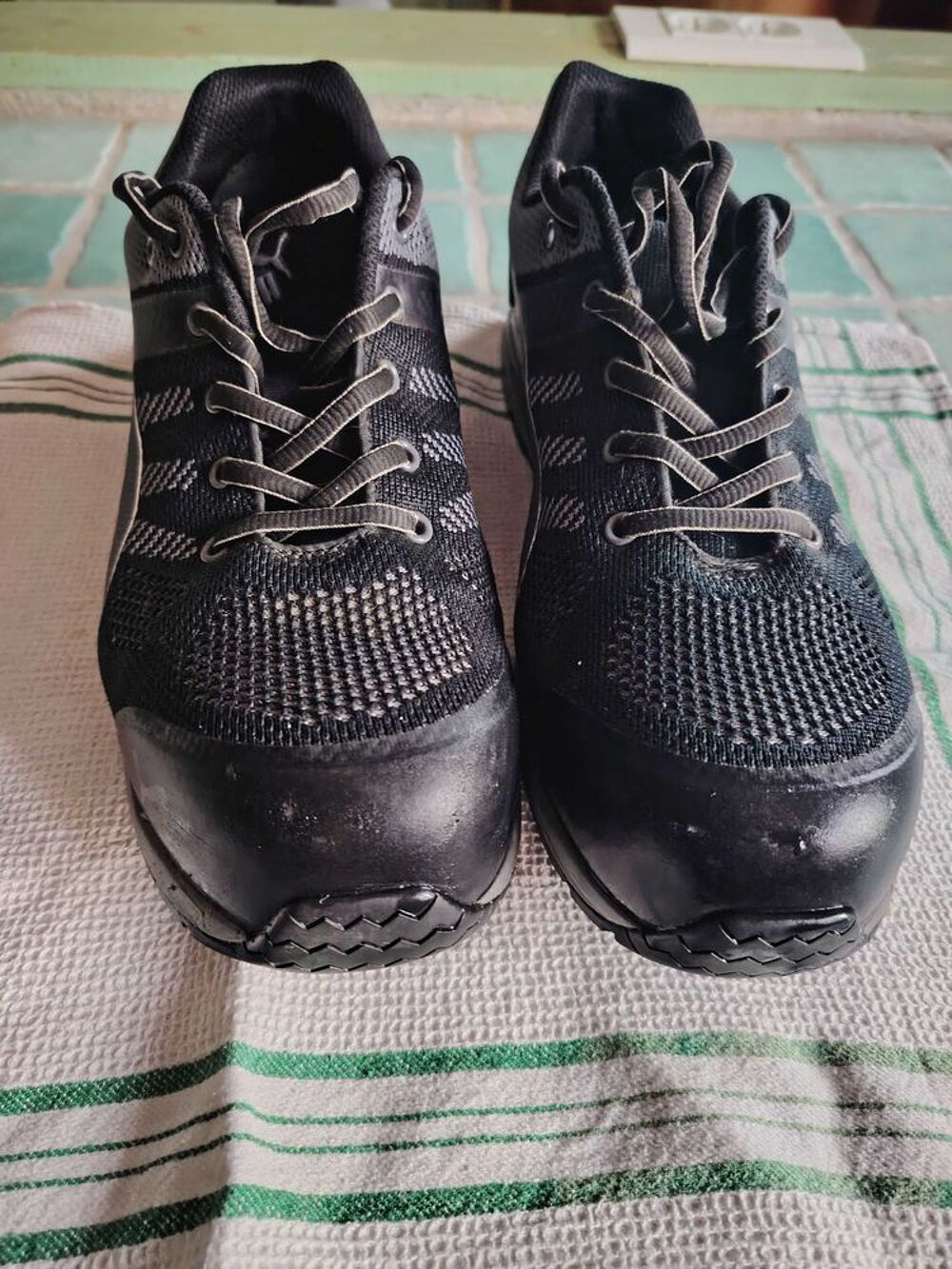 Chaussure de s&eacute;curit&eacute; PUMA Chaussures