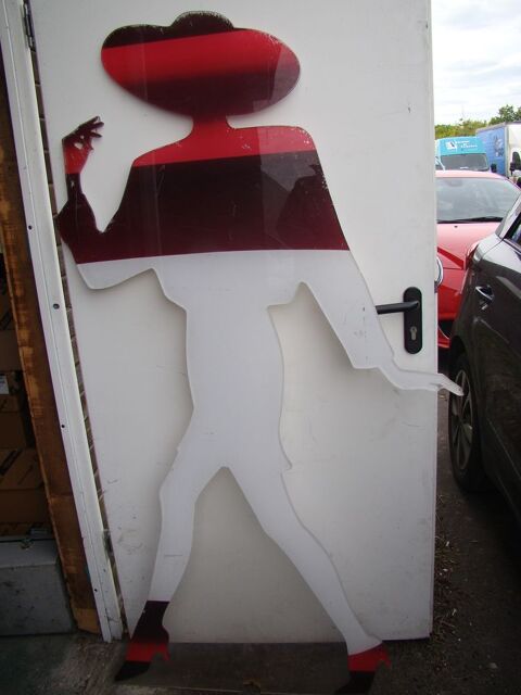 Silhouette de vitrine / Femme mannequin vintage annes 1980 150 Gargenville (78)