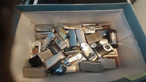  briquets  vintage de collection 10 Quarouble (59)