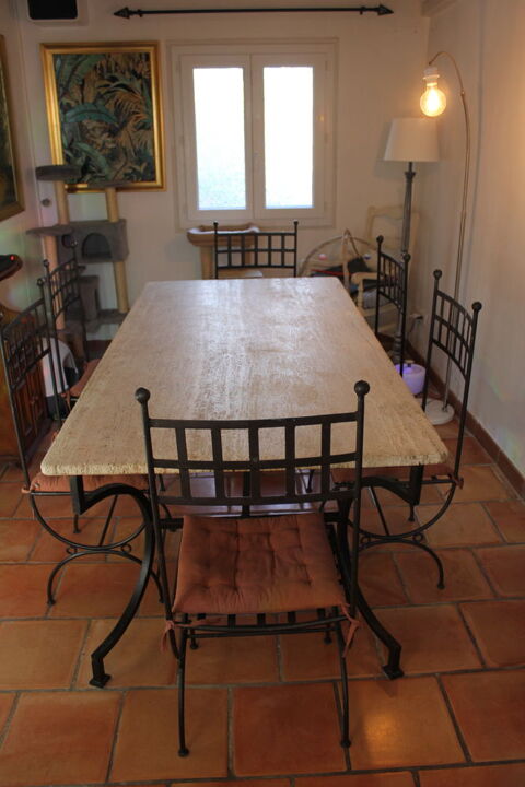 tr�s belle table salle � manger avec six chaises 4000 La Celle (83)