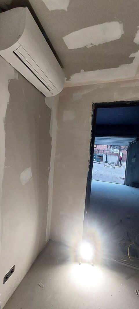 Peintre-enduiseur disponible pour les travaux 0 94230 Cachan