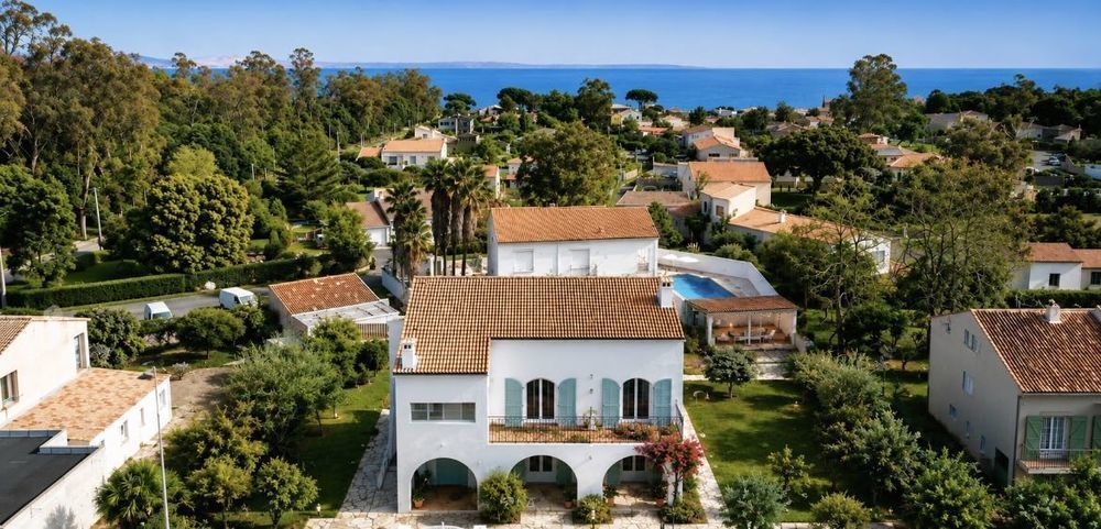 Vente Maison maison bord de mer avec appartements Lucciana